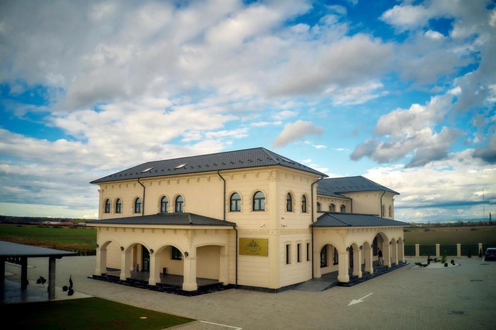 Hotel Imperium Batiz Kültér fotó